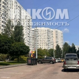 Продажа 1-комн квартиры на вторичном рынке улица Кадырова,  д. 4