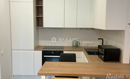 Продажа 1-комн квартиры на вторичном рынке улица Красных Зорь,  д. 33А