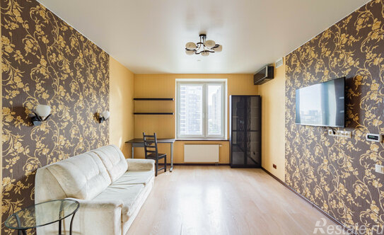 Продажа 1-комн квартиры на вторичном рынке Богатырский пр-кт,  д. 49,  к. 1