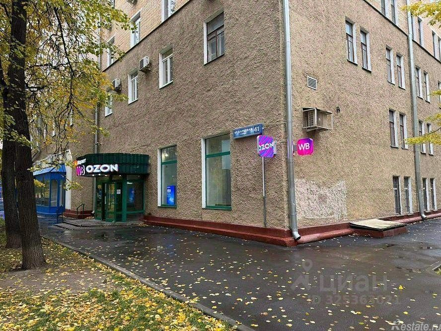 Аренда торгового помещения Парковая 9-я ул