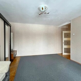 Продажа 2-комн квартиры на вторичном рынке Колпино г, Заводской пр-кт,  д. 16 к3