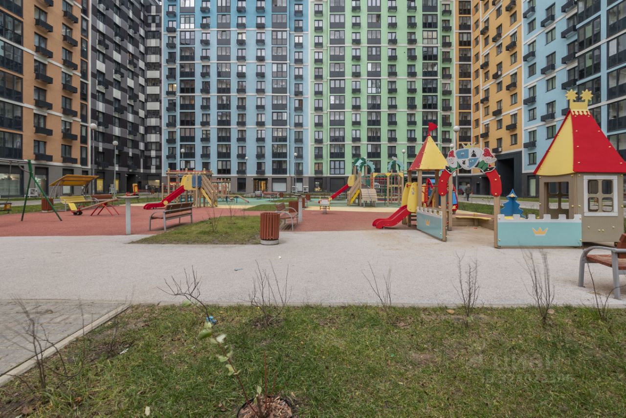 Продажа 1-комн квартиры на вторичном рынке улица Юлиана Семенова, 8к2