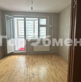 Продажа 3-комн квартиры на вторичном рынке Маршала Савицкого ул,  д. 6 к3