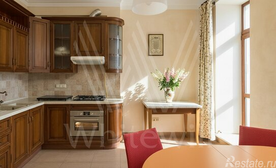 Продажа 3-комн квартиры на вторичном рынке Подколокольный пер,  д. 16/2,  к. 2