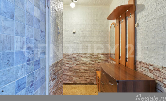 Продажа 1-комн квартиры на вторичном рынке улица Шкапина,  д. 15 с1