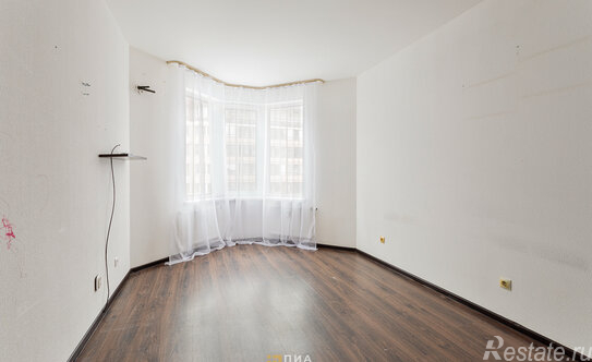 Продажа 1-комн квартиры на вторичном рынке Ветеранов пр-кт,  д. 175 к4 с1