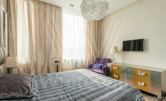 Продажа 2-комн квартиры на вторичном рынке ул Мосфильмовская,  д. 8,  к. 1