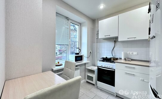 Аренда 2-комн квартиры на вторичном рынке Маршала Конева ул,  д. 1