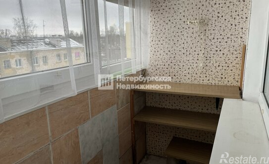 Продажа 2-комн квартиры на вторичном рынке Гатчина г, Мариенбург сад,  д. 7