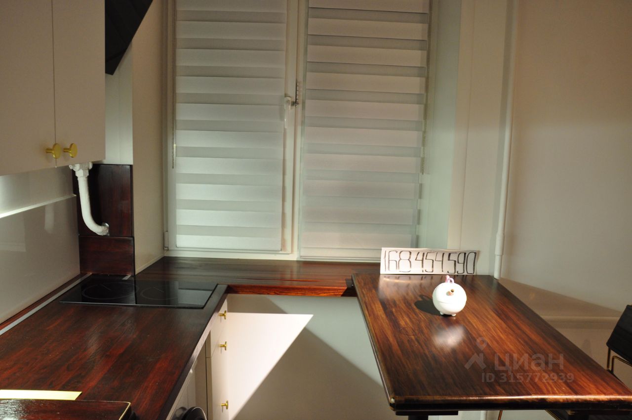 Продажа 1-комн квартиры на вторичном рынке Красногвардейский бульвар, 5К1