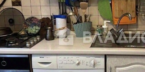 3-комн квартира улица Шелгунова, 6к1