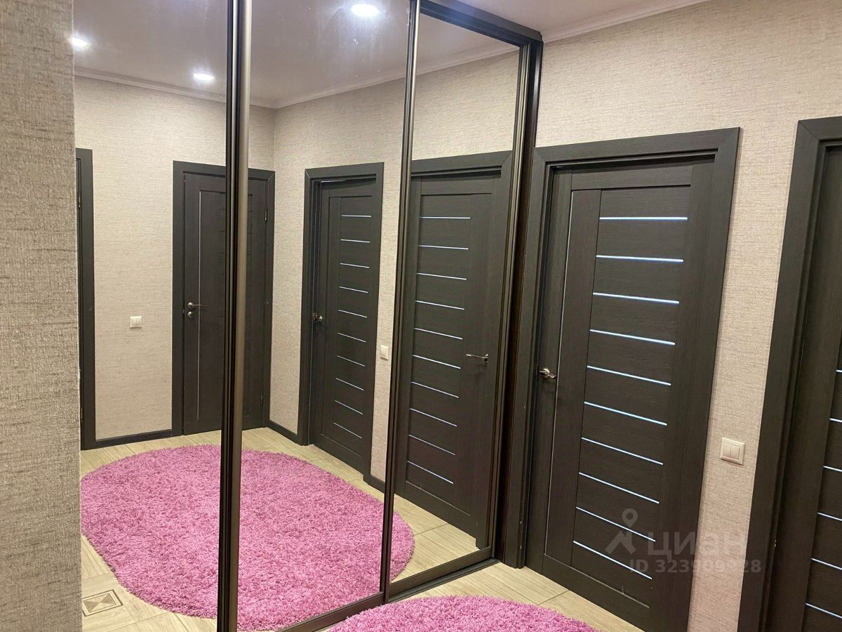 Продажа 2-комн квартиры на вторичном рынке Лобня, Окружная улица, 11к4