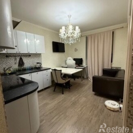 Продажа 1-комн квартиры на вторичном рынке Лазурная улица