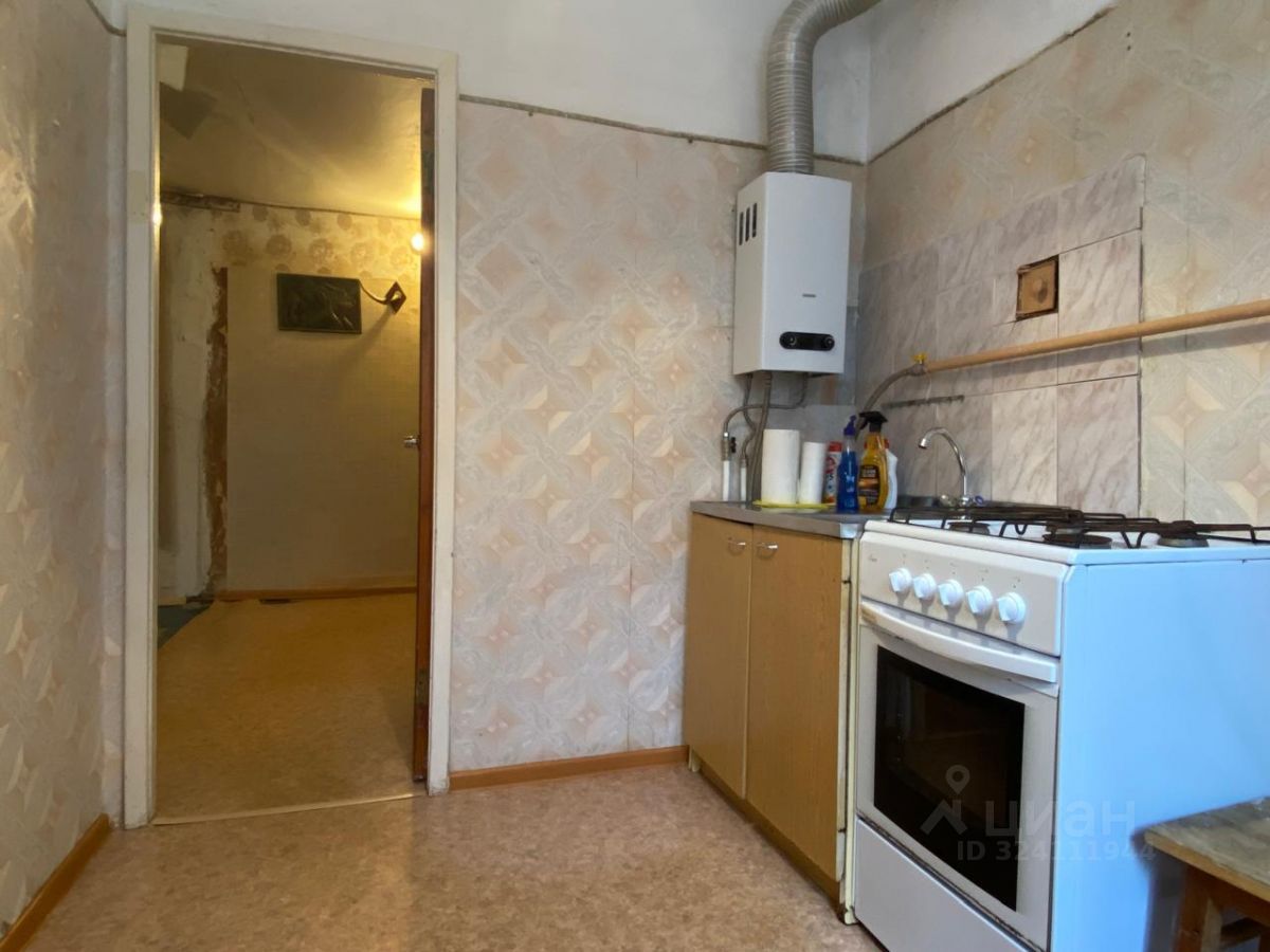 Продажа 1-комн квартиры на вторичном рынке Красное Село, улица Лермонтова, 12к2