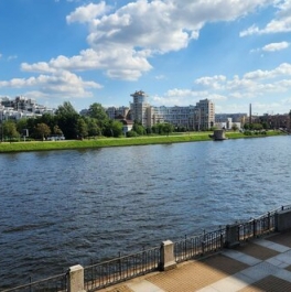 Продажа 5-комн квартиры на вторичном рынке пр-кт Динамо,  д. 4