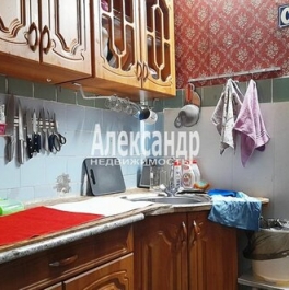 Продажа 2-комн квартиры на вторичном рынке ул Гранитная,  д. 48