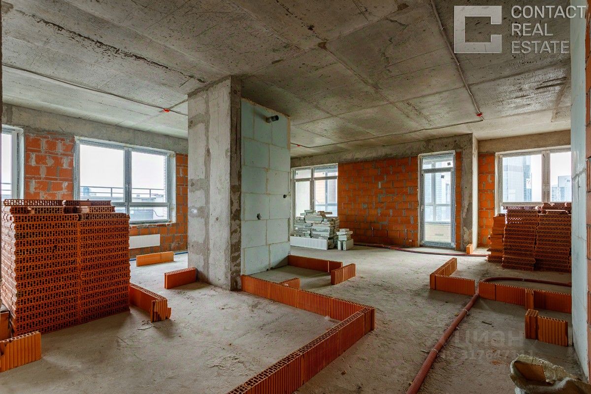 Продажа 4-комн квартиры на вторичном рынке Мантулинская улица, 9к5