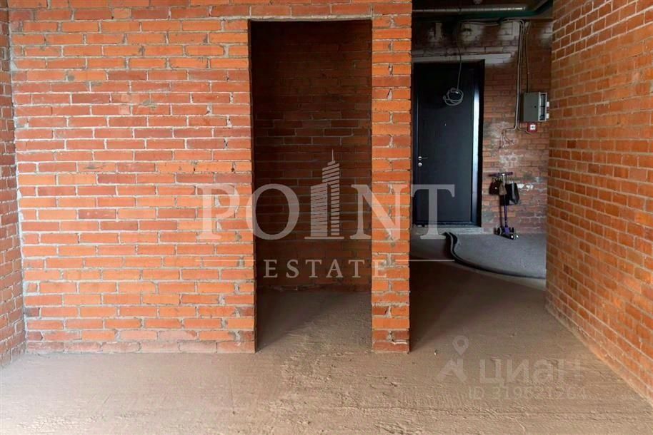 Продажа 3-комн квартиры на вторичном рынке Минская улица, 2