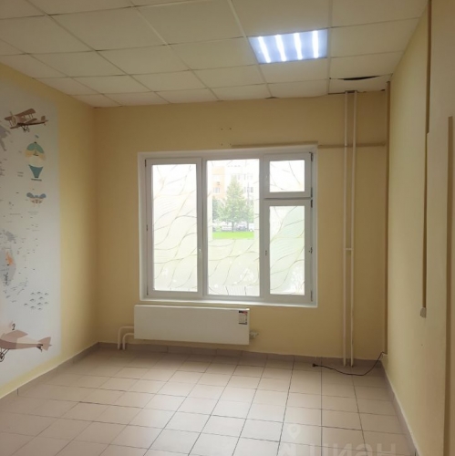 Помещение свободного назначения Лухмановская улица,  д. 33