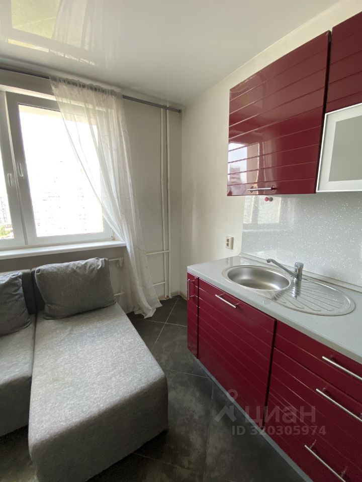 Продажа 1-комн квартиры на вторичном рынке улица Оптиков, 42/24