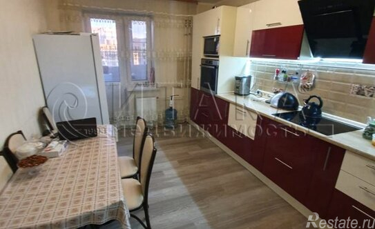 Продажа 3-комн квартиры на вторичном рынке Дальневосточный пр-кт,  д. 8 к1