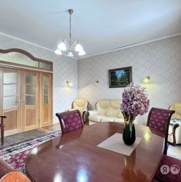 Аренда 3-комн квартиры на вторичном рынке улица Яблочкова,  д. 2/10