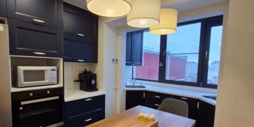 4-комн квартира Брестский б-р,  д. 13