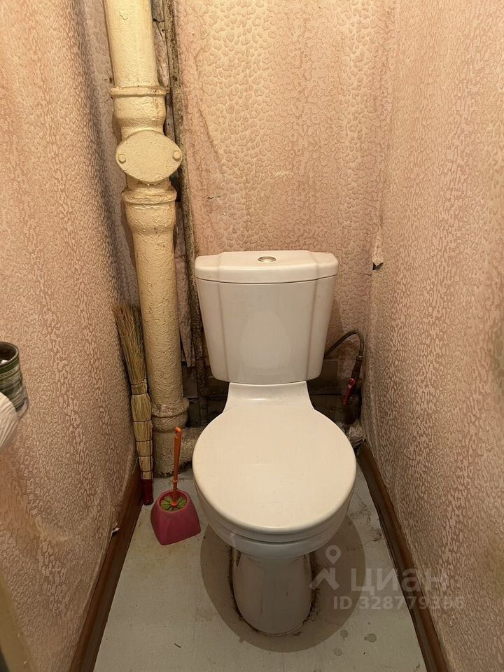 Продажа 2-комн квартиры на вторичном рынке д. Большое Грызлово, 18