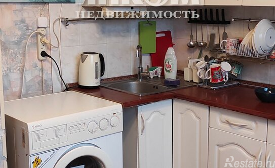 Продажа 3-комн квартиры на вторичном рынке бульвар Адмирала Ушакова,  д. 14