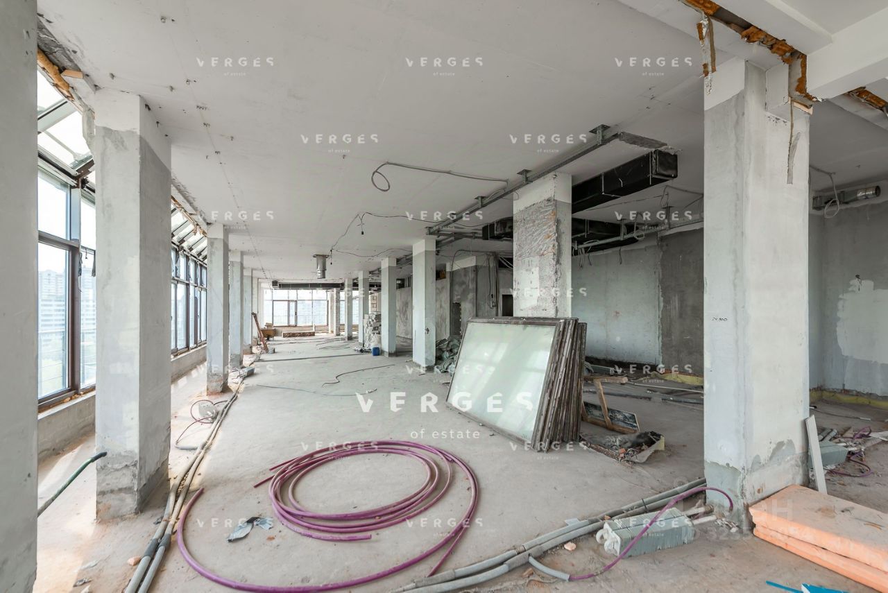 Продажа 6-комн квартиры на вторичном рынке Староволынская улица, 15к6