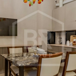 Продажа 1-комн квартиры на вторичном рынке Московская Б. ул,  д. 9