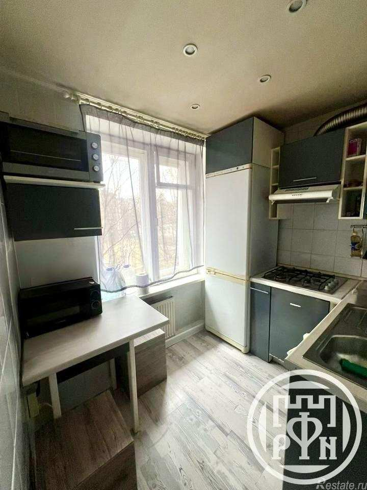 Продажа 3-комн квартиры на вторичном рынке Гражданский просп.,  д. 31,  к. 4