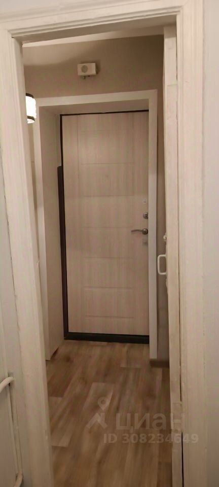 Продажа 2-комн квартиры на вторичном рынке Солнечногорск, улица Баранова, 42