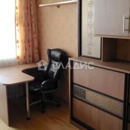 Продажа 3-комн квартиры на вторичном рынке ул Верхние Поля,  д. 18