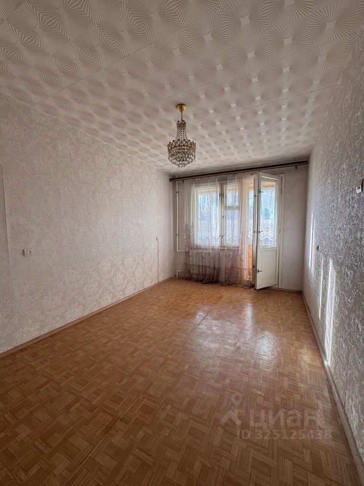 Продажа 2-комн квартиры на вторичном рынке Синявино городской поселок, улица Кравченко, 18
