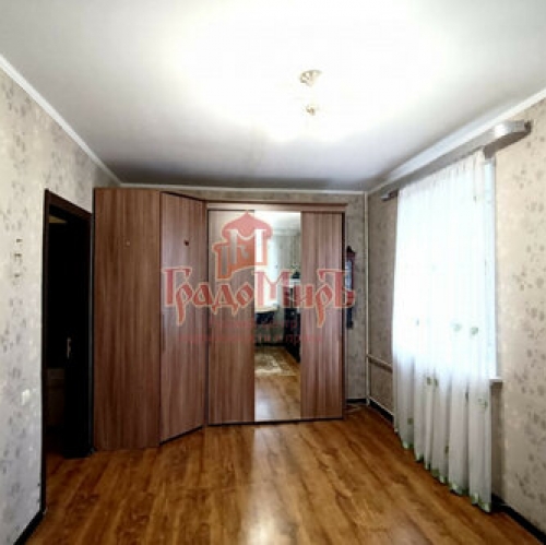 2-комн квартира Сергиев Посад г, Клубная ул,  д. 1