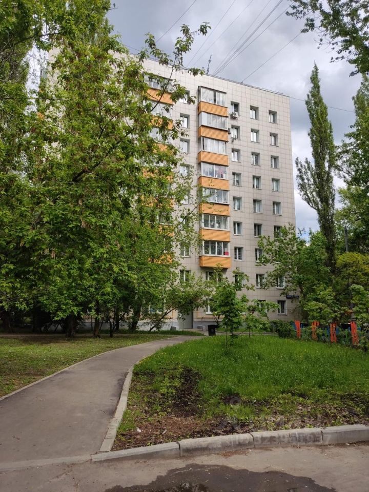 Продажа 1-комн квартиры на вторичном рынке улица Академика Комарова, 14А