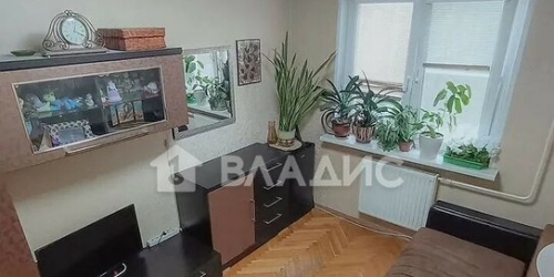 2-комн квартира Алтайская улица,  д. 4