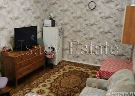 Продажа 3-комн квартиры на вторичном рынке улица Толбухина,  д. 7 к1