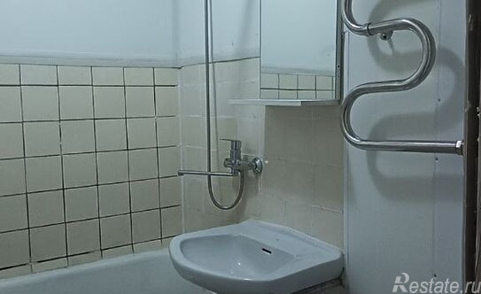 Продажа 1-комн квартиры на вторичном рынке ул Астрадамская,  д. 15А