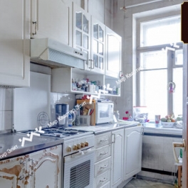 Продажа 3-комн квартиры на вторичном рынке улица Куйбышева,  д. 7