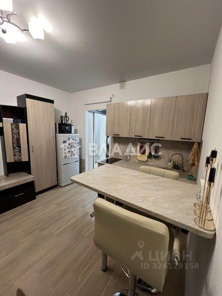 Продажа студии Ясеневая улица, 12к1