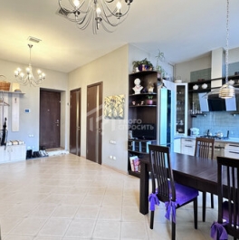 Продажа 3-комн квартиры на вторичном рынке улица Рубинштейна