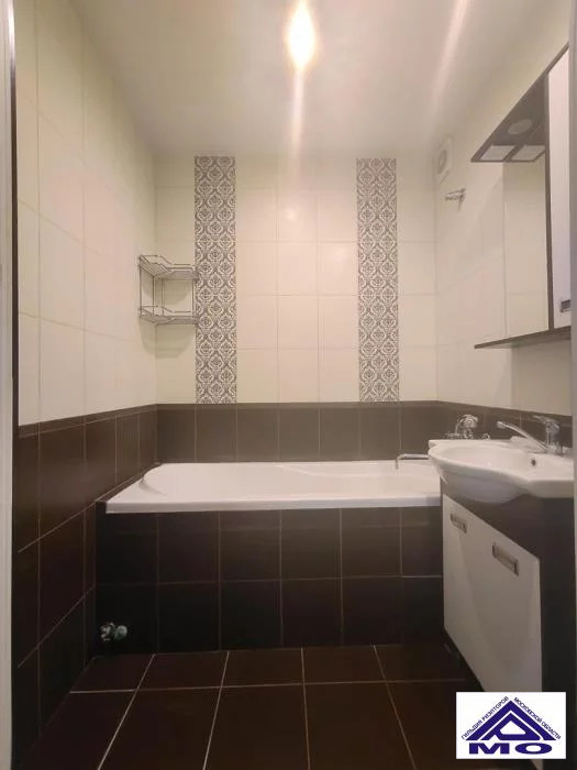 Продажа 1-комн квартиры на вторичном рынке Нахабино, ул. Школьная,  д. 11