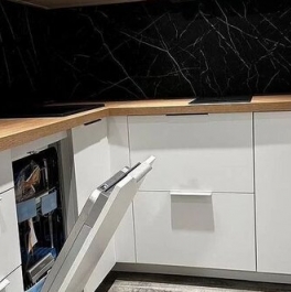 Аренда 4-комн квартиры на вторичном рынке Перовская улица,  д. 66Г