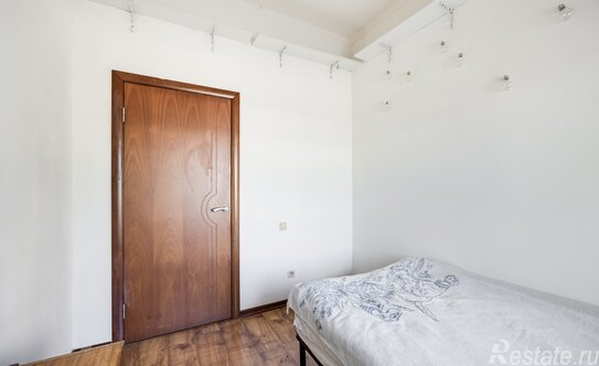 Продажа 3-комн квартиры на вторичном рынке Часовая улица,  д. 23/8 к1