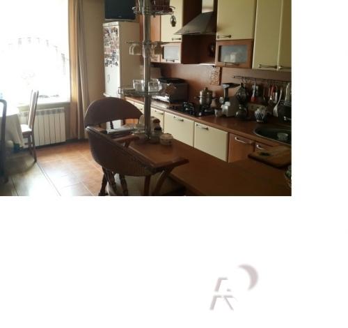 Продажа 3-комн квартиры на вторичном рынке Пушкин г, Глинки ул ,  д. 1