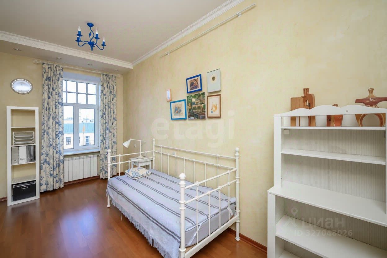 Продажа 3-комн квартиры на вторичном рынке Пионерская улица, 35