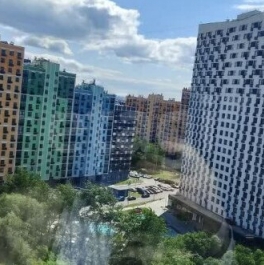 Продажа 2-комн квартиры на вторичном рынке ул Авиаторов,  д. 2