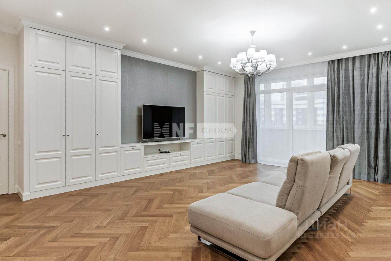 Продажа 3-комн квартиры на вторичном рынке улица Столетова, 19